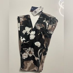 NWT Reebok floral printed tights